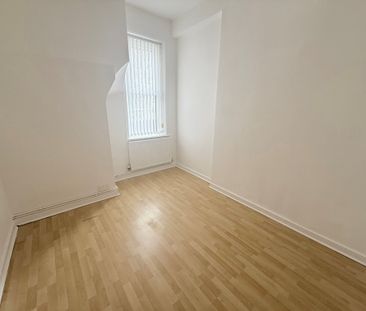 Park Road North, Birkenhead - Photo 6