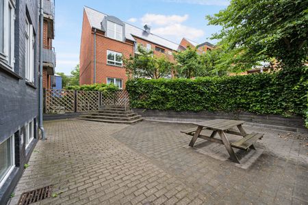 2-VÆRELSES LEJLIGHED TÆT PÅ HAVNEN OG BROEN - Photo 3