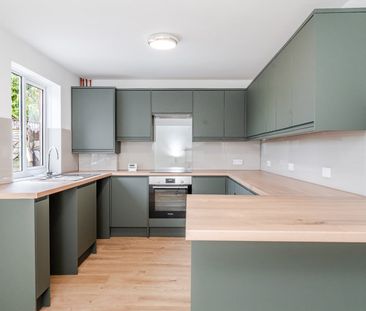 3 Bed Terraced House, Nash Drive, BS7 - Photo 5