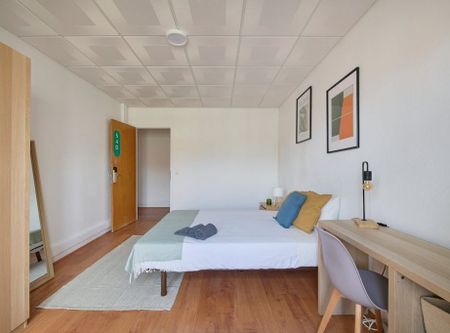 Rua Alexandre Herculano, Lisbon, Lisbon 1150-005 - Photo 3