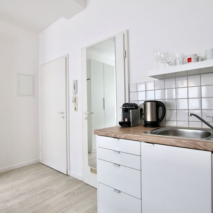 Belgisches Viertel: Modern möbliertes Apartment in bester Lage! - Foto 1