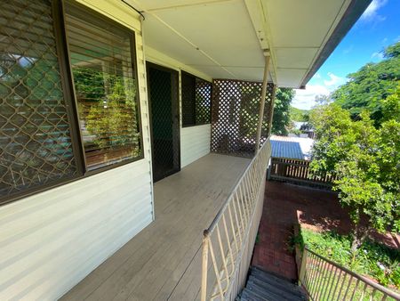 1 Kinnon Street, 4740, Glenella Qld - Photo 4