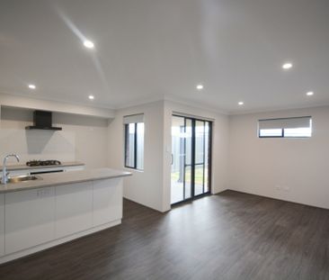 Brand New Two Bedroom Dual Living Property! - Photo 4