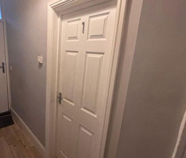 1 bedroom in a house share to rent - Photo 6