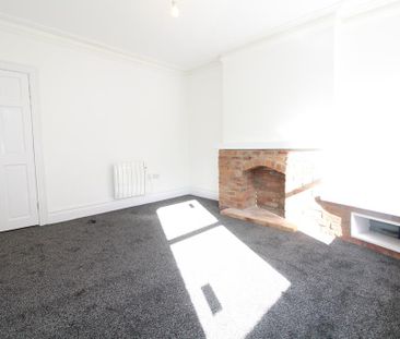 2 bedroom maisonette to rent - Photo 3