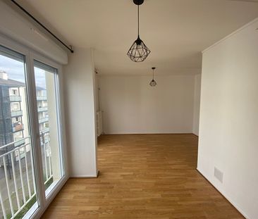 LAVAL, appartement T3 de 54 m² - Photo 1