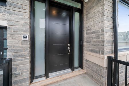 For Lease - 1215 Pondside Trail, Oakville, Ontario - Photo 5