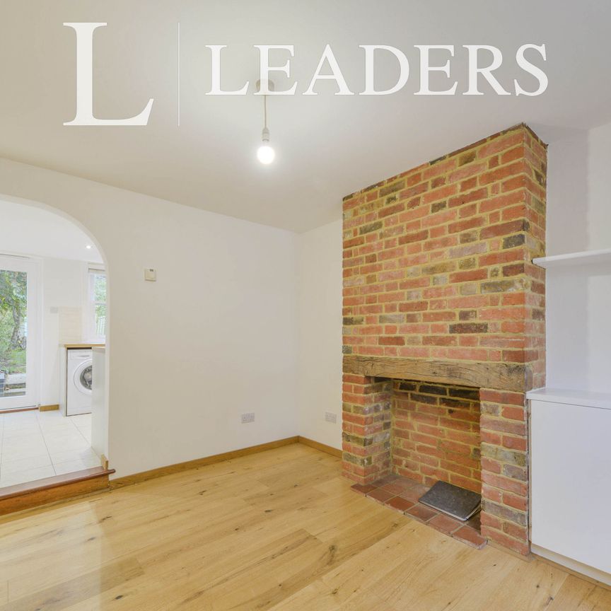 2 bedroom house to rent New England Street, St. Albans, AL3 - Photo 1