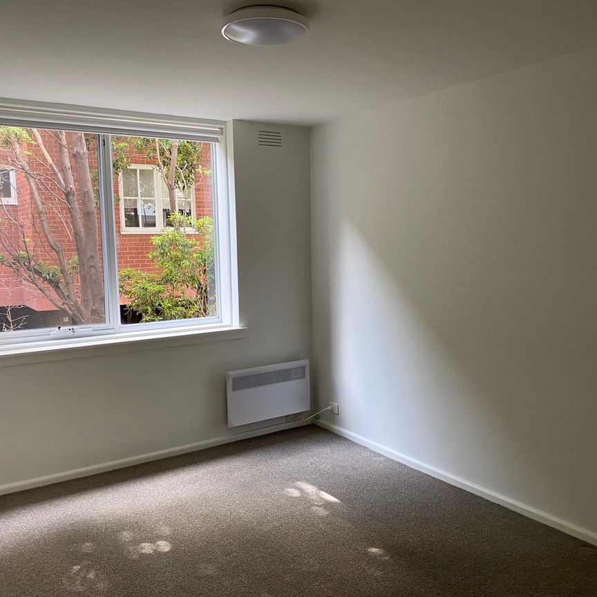 1/27 Powlett Street, East Melbourne VIC 3002 - Apartment For Rent | Domain - Photo 1