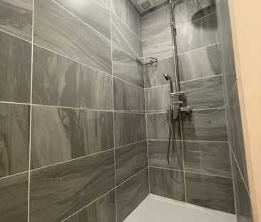Location Appartement 2 pièces 50m² VISAN 84820 - Photo 4