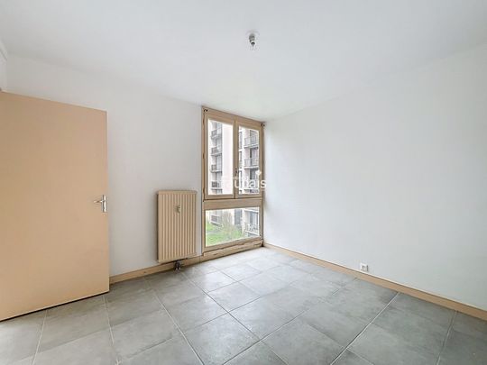 Location Appartement 2 pièces 50m² ST LO 50000 - Photo 1