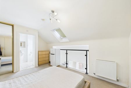 2 Bed Flat, Thackhall St, CV2 - Photo 3