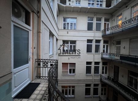 Kiadó felújított lakás - Budapest V. kerület - Photo 2