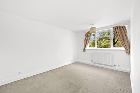 2 bedroom maisonette to rent - Photo 3