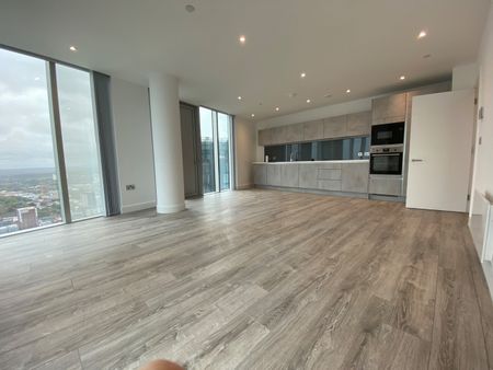 3 Bed Flat, The Blade Tower, M15 - Photo 3