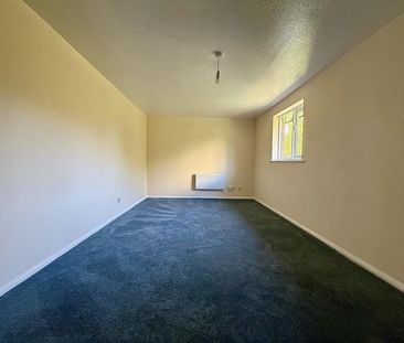1 Bedroom Flat - Purpose Built To Let - Photo 5