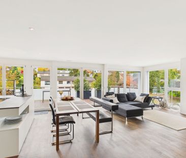 Grosszügige 5.5-Zimmer-Wohnung mit Terrasse in Ebmatingen, Kanton Z... - Foto 6