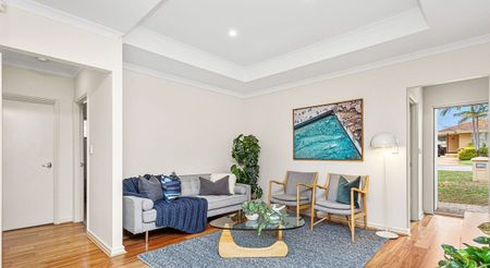 Modern Family Living on a Quiet Street in the Heart of Innaloo, Close to Public Transport and Karrinyup Shopping Centre - Photo 2