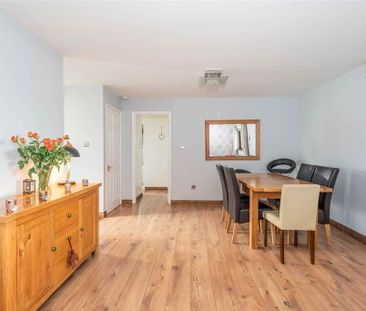 10 Redhill Manor, Finaghy Road South, Belfast, BT10 0PA - Photo 4