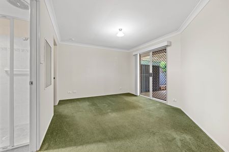 WELCOME TO 2/5 MAROUBRA COURT VARSITY LAKES - Photo 4