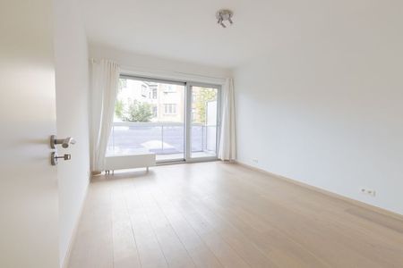 Appartement te huur - Foto 2