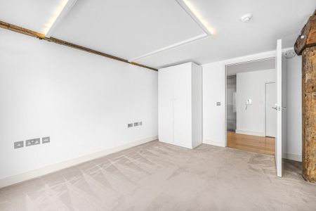 3 bedroom flat to rent - Photo 4