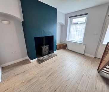 2 Bedroom Terraced To Let - Photo 4