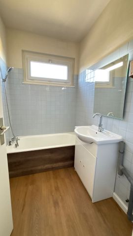 Location Appartement 2 pièces 42m² - Photo 5