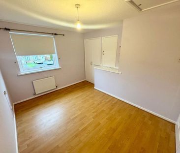 2 bedroom semi-detached house to rent - Photo 2