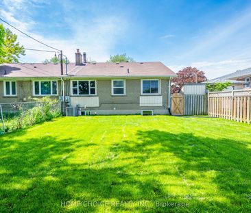 For Lease - 11 Thorncroft Crescent, Ajax, Ontario - Photo 6