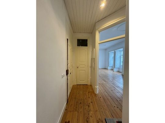 3 room luxury Flat for rent in Lisbon, Portugal - Photo 1