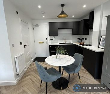 Studio to rent - Photo 5