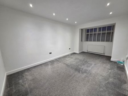 Brockhurst Road, Gosport - Photo 5