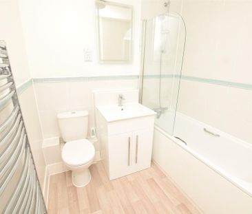 2 bedroom apartment to rent - Photo 6