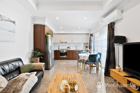Spacious, Low-Maintenance Villa! - Photo 2