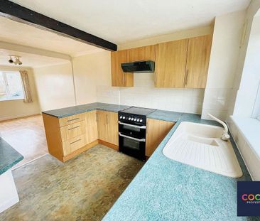 3 bedroom terraced house to rent - Photo 6