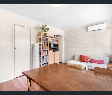 Comfort Living, Convenient Location - Photo 1