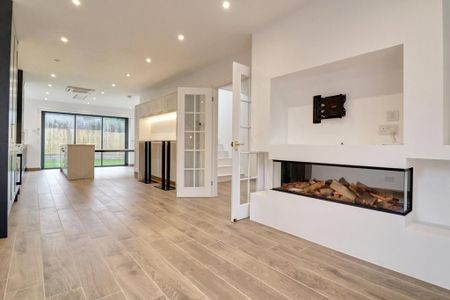3 bedroom detached house to rent - Photo 3
