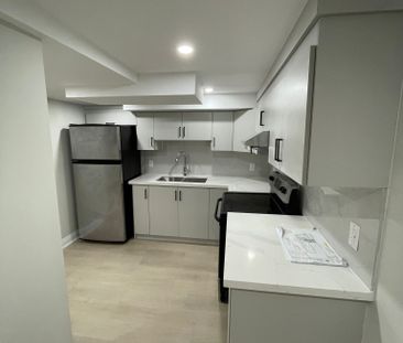 For Lease - 11 Truffle Court, Brampton, Ontario - Photo 2