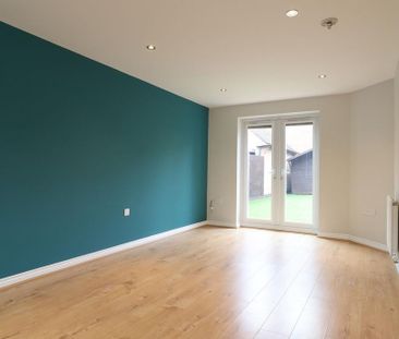 3 bedroom detached house to rent - Photo 4