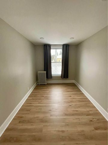 For Lease - 38 Ontario Street, Central Huron, Ontario - Photo 3