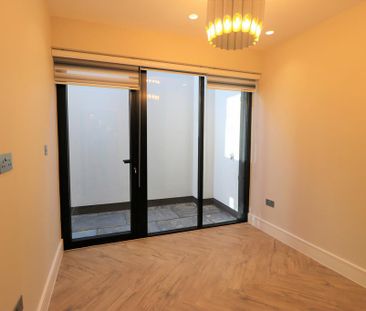 2 bedroom semi-detached house to rent - Photo 2