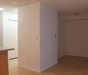 For Lease - 212 Eglinton Avenue Unit# 312, Toronto, Ontario - Photo 5