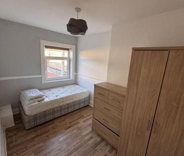 49 Tavanagh Street, Belfast, BT12 6JN - Photo 5