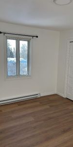 Appartement complètement renové à LOUER - Photo 4