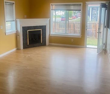 Beautiful 4 Bed Home On Corner Lot In Saddleridge – Prime Location ... - Photo 6