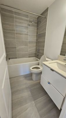 For Lease - 30 Elm Drive Unit# 2403, Mississauga, Ontario - Photo 1