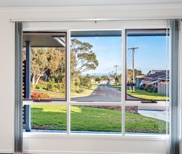 Coastal Comfort - Photo 2