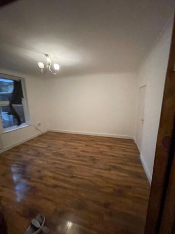 2 bedroom house to rent - Photo 3