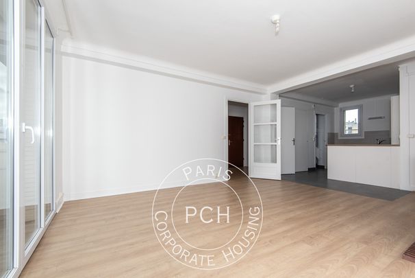 Rue de Saussure, - Photo 1